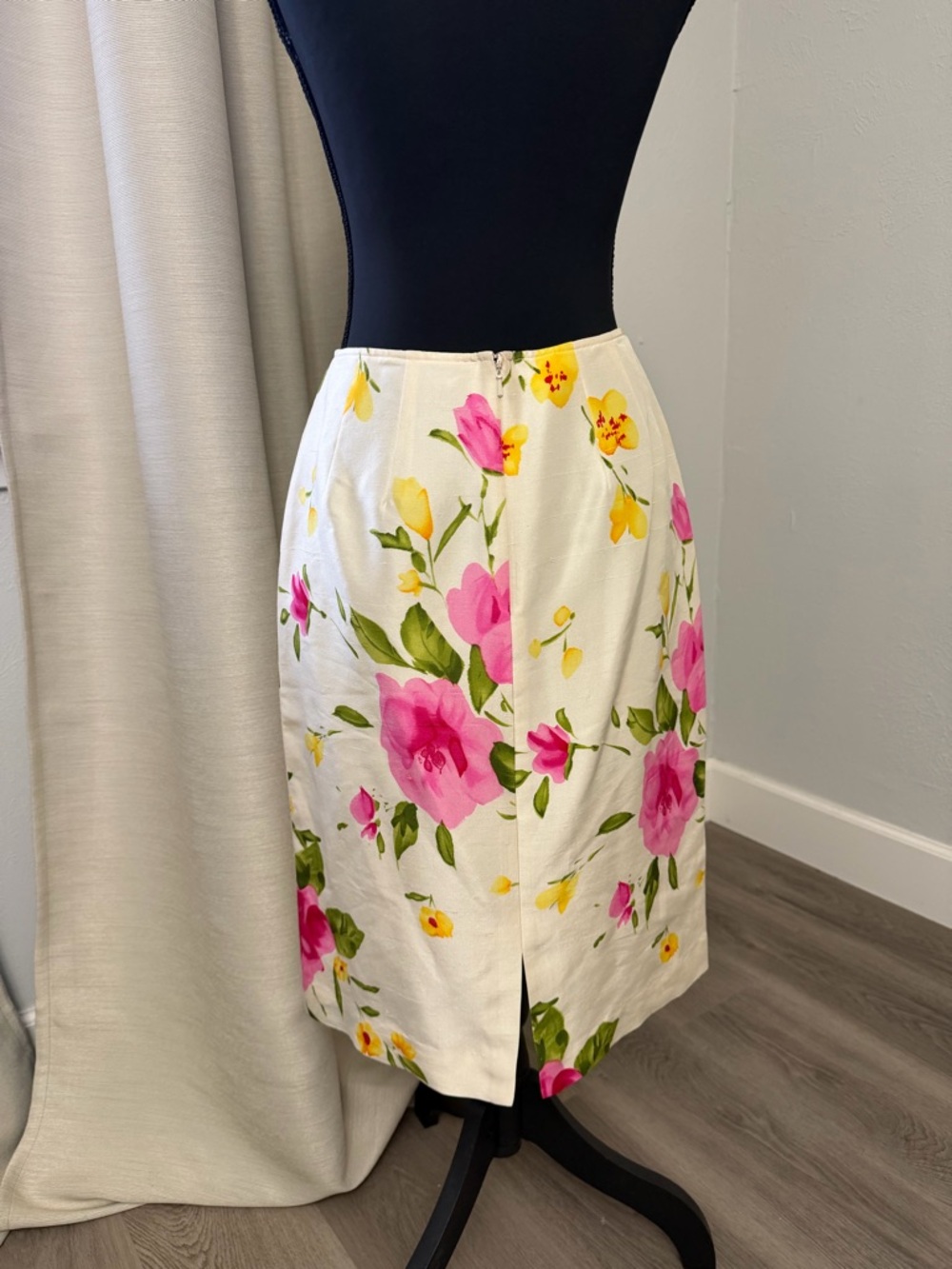 Rickie Freeman for Teri Jon Strapless Floral Dress in White, Pink & Yellow - Picture 3 of 12